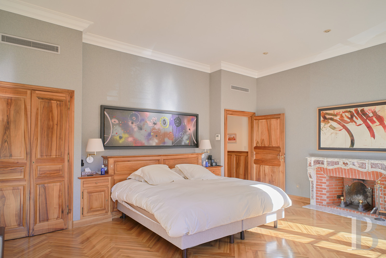 À Marseille, en lisière de la ville et tournée vers les calanques, une demeure patricienne dans son parc de sept hectares - photo  n°26